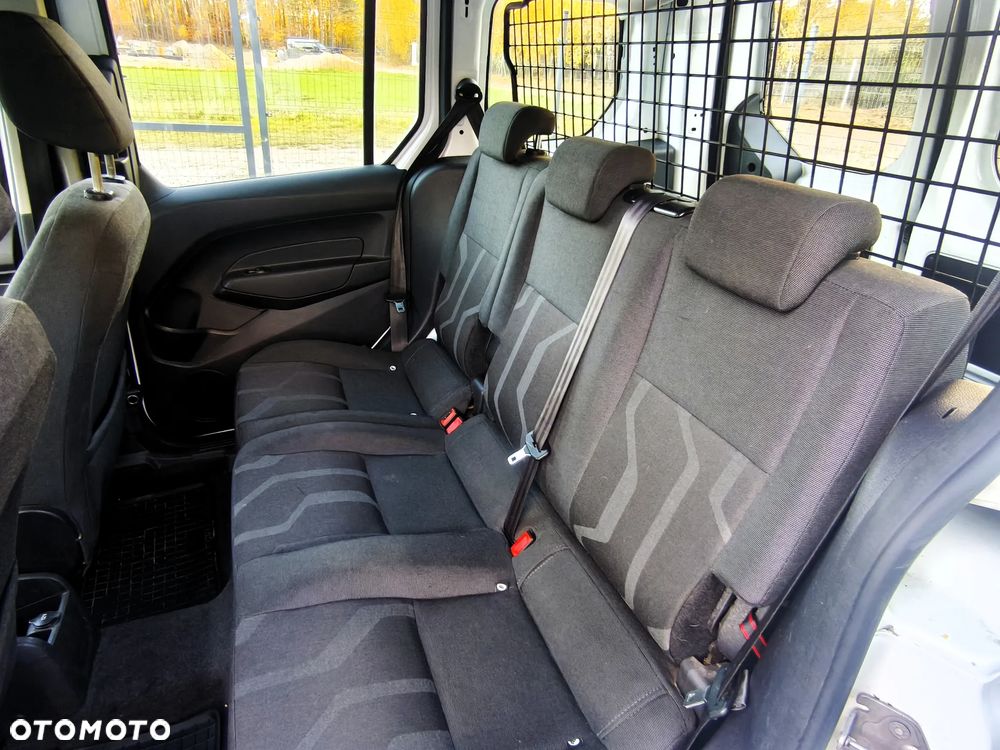 Ford Transit Connect - 26