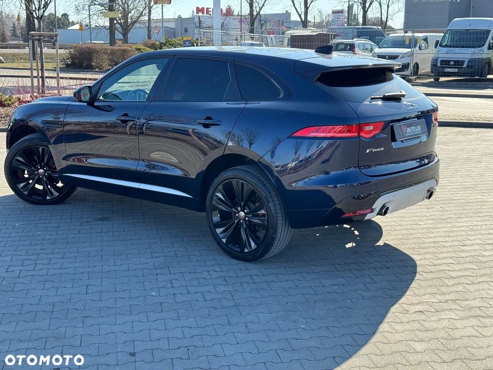 Jaguar F-Pace 3.0 V6 AWD S - 4