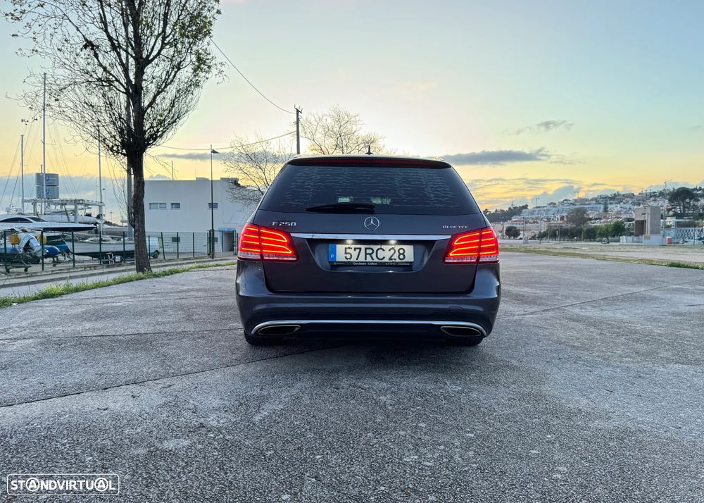 Mercedes-Benz E 250 BlueTEC 4Matic 7G-TRONIC Edition - 4