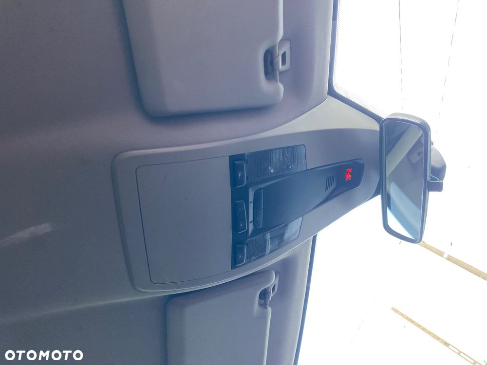 Volvo V50 1.8 Momentum - 22