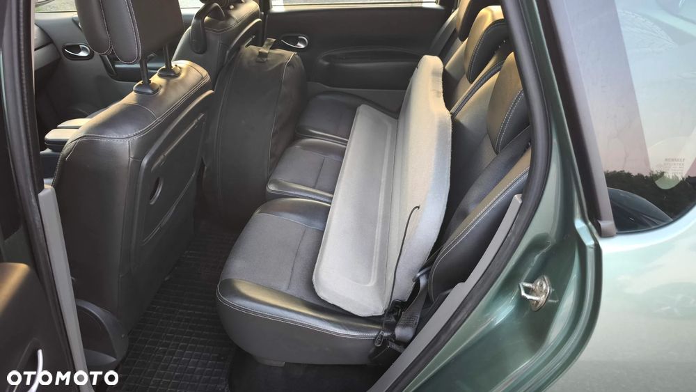 Renault Scenic 2.0 16V Emotion Plus - 10