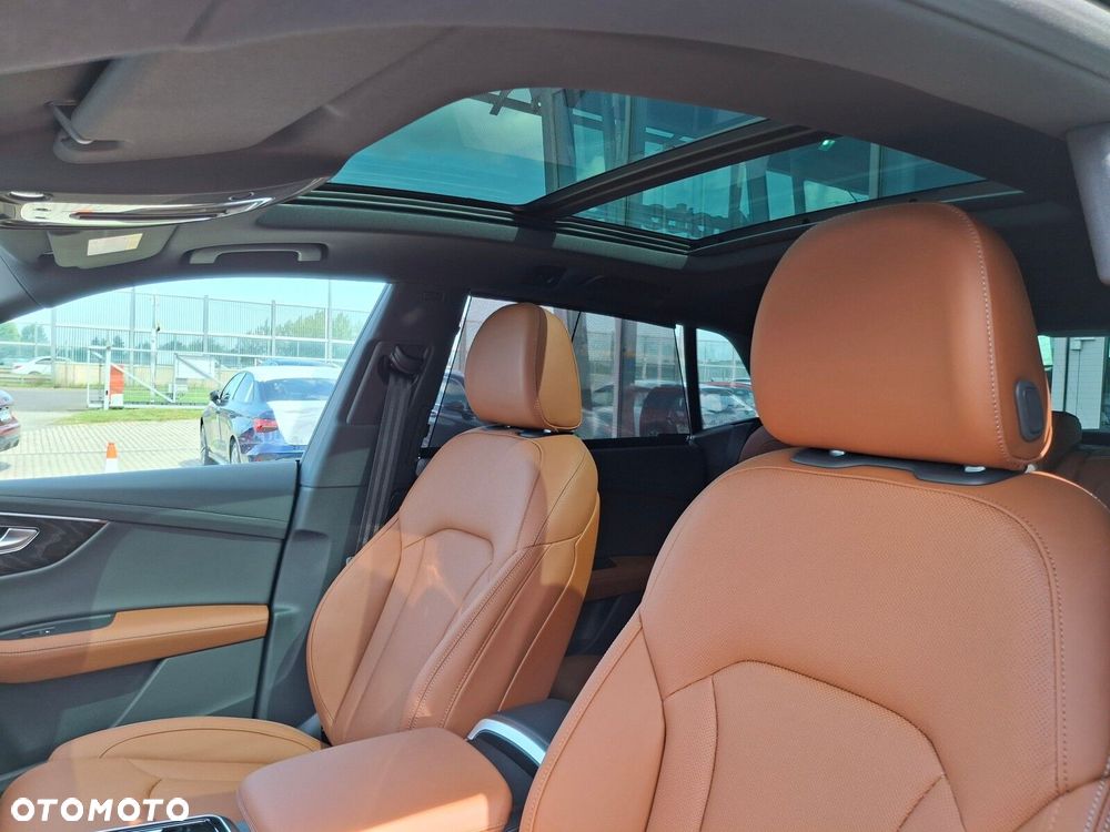 Audi Q8 - 21