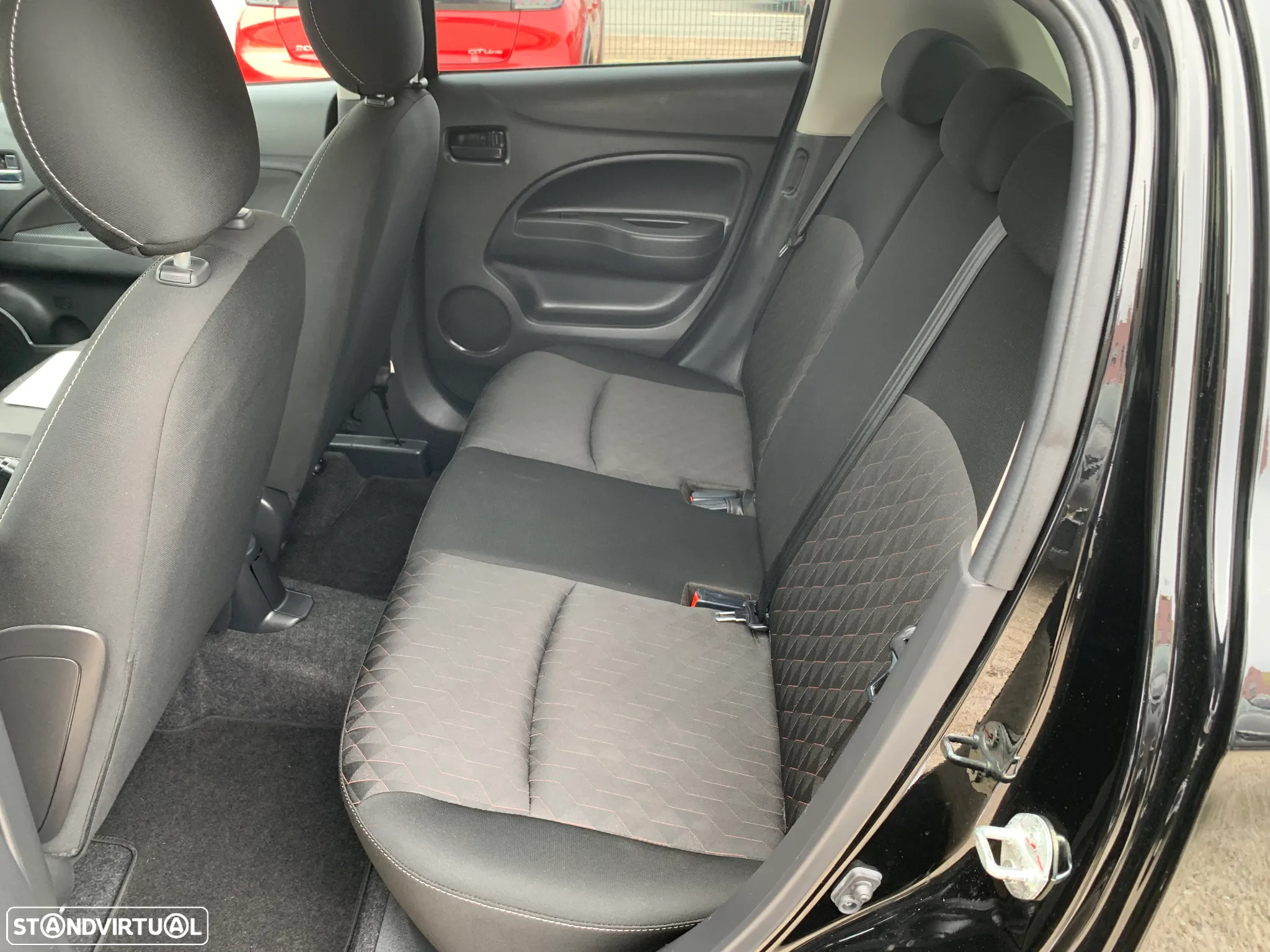 Mitsubishi Space Star 1.2 Intense Connect Edition - 5
