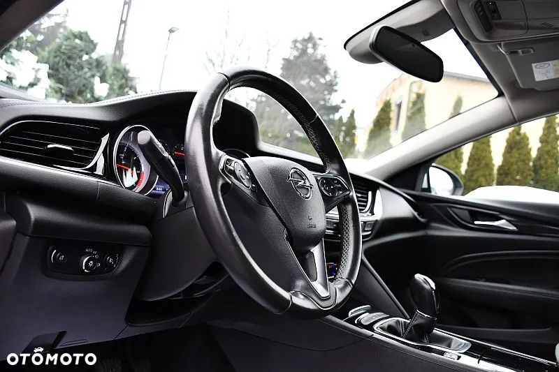 Opel Insignia 1.6 CDTI Exclusive S&S - 11