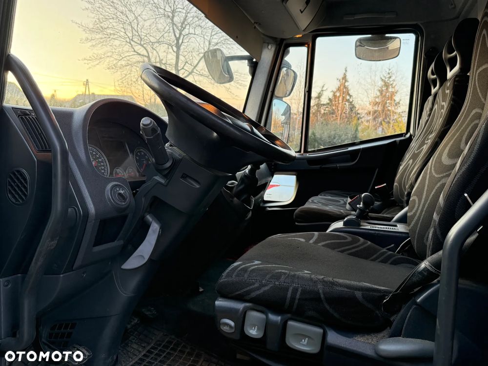 Iveco EUROCARGO - 10