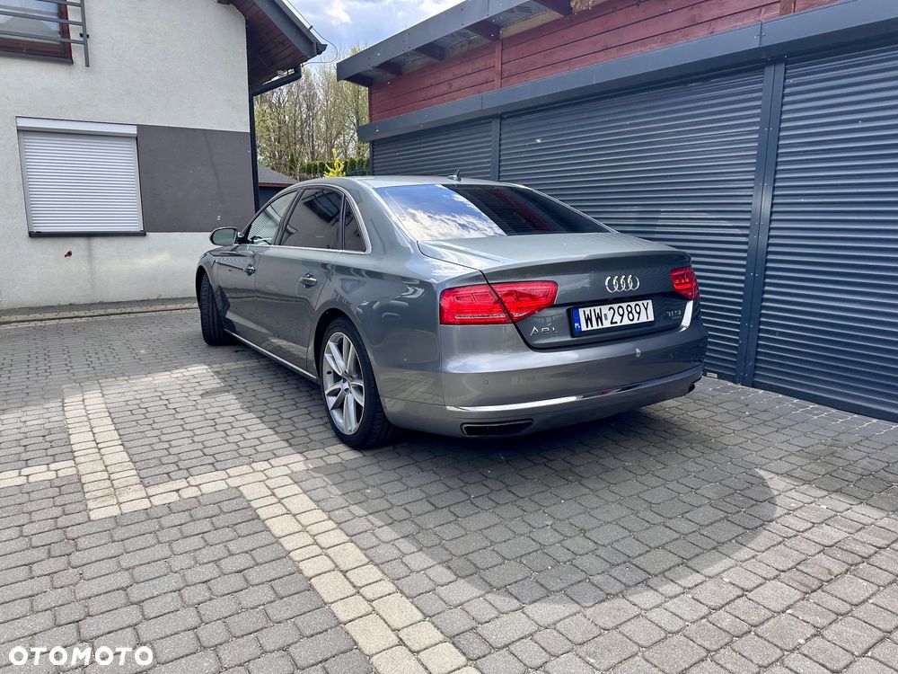 Audi A8 4.0 TFSI Quattro tiptronic - 11