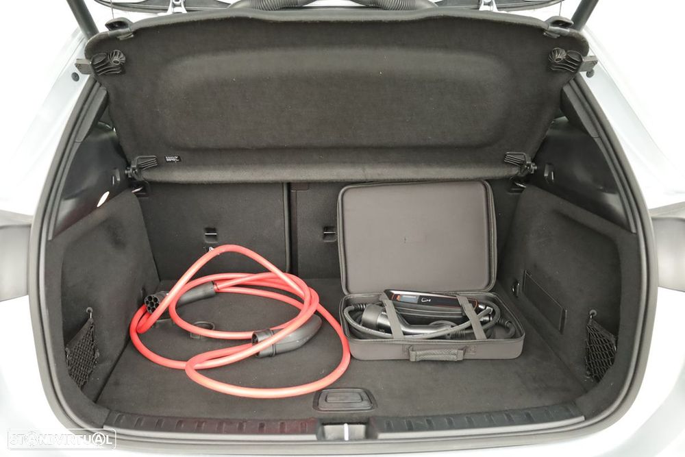 Mercedes-Benz EQA 250+ Progressive - 25