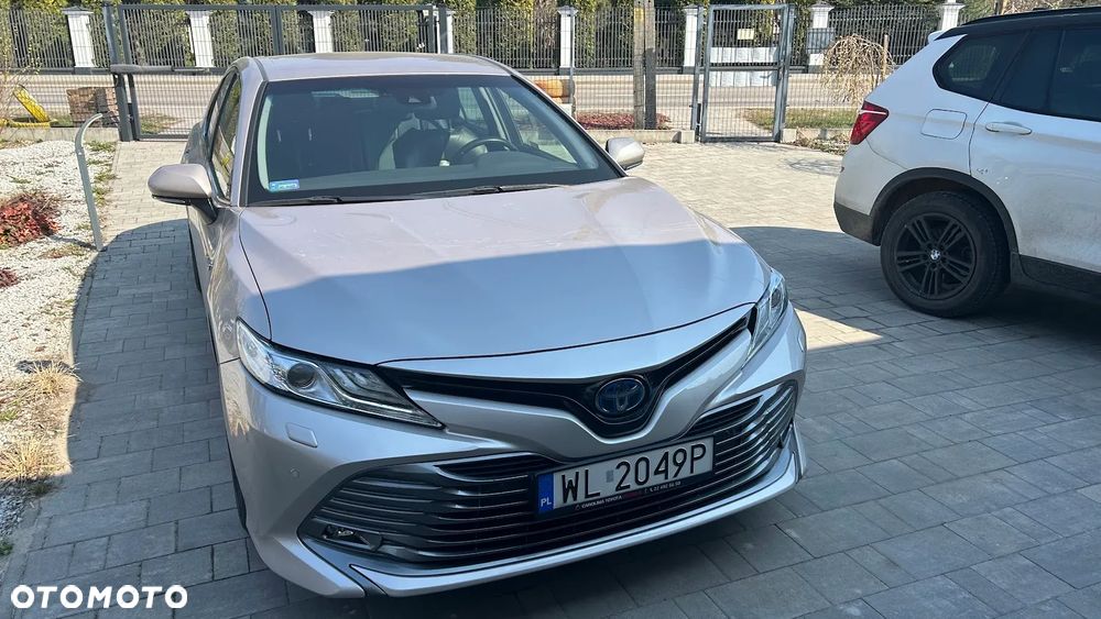 Toyota Camry 2.5 Hybrid Executive CVT - 3