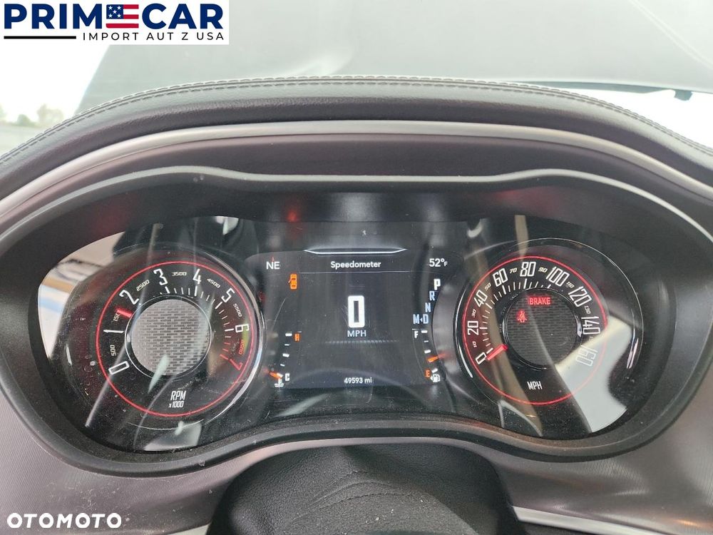 Dodge Challenger - 9