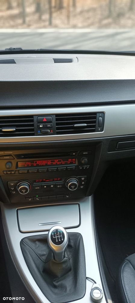 BMW Seria 3 320d - 17