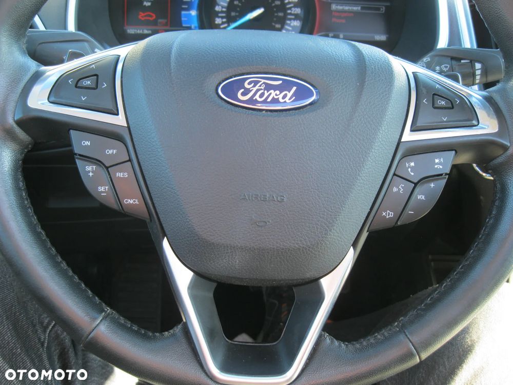 Ford Edge - 26