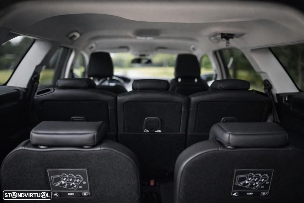 Peugeot 5008 1.5 BlueHDi Allure Pack EAT8 - 26