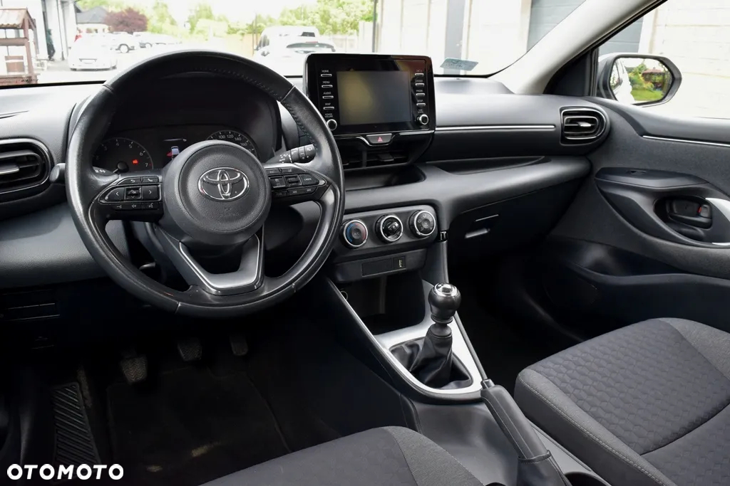 Toyota Yaris 1.5 Comfort - 15