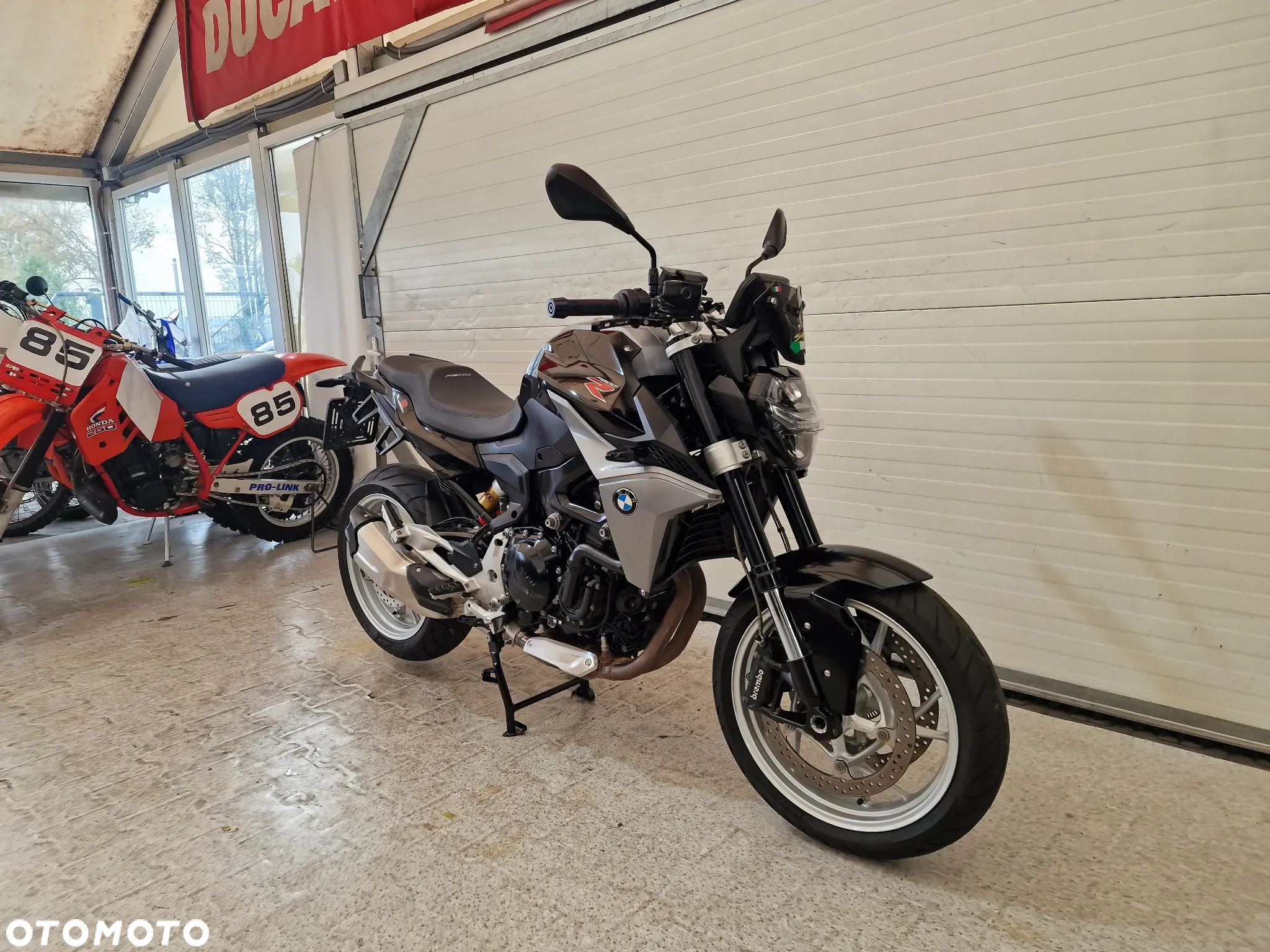 BMW F - 3