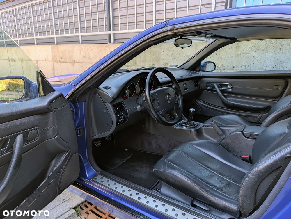 Mercedes-Benz SLK 200 - 7