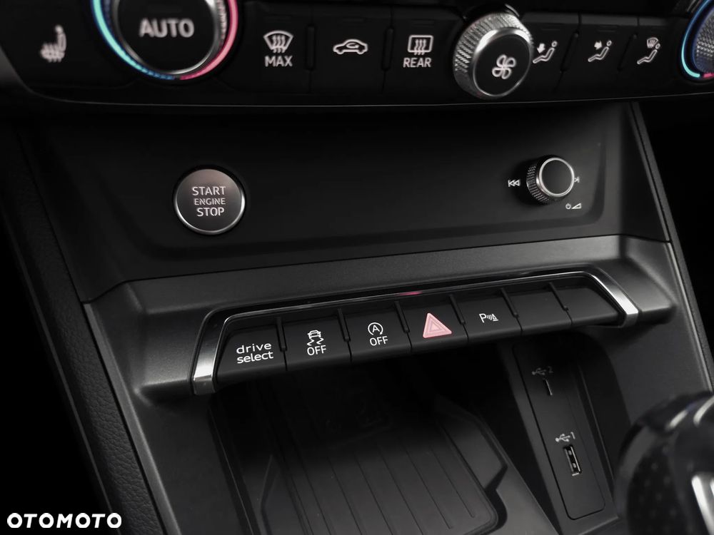 Audi Q3 45 TFSI Quattro S Line S tronic - 25