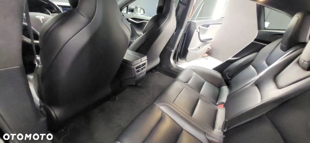 Tesla Model S Long Range Plus - 20