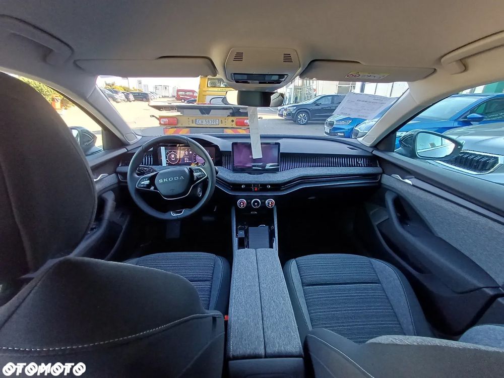 Skoda Superb 2.0 TSI Drive DSG - 24