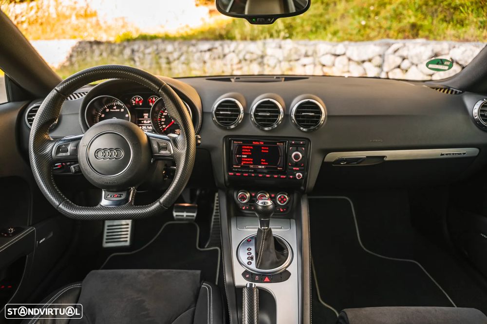 Audi TT RS Coupé Plus 2.5 TFSi quattro S tronic - 24