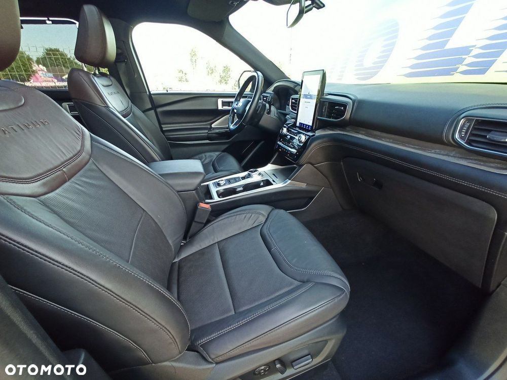 Ford Explorer - 12