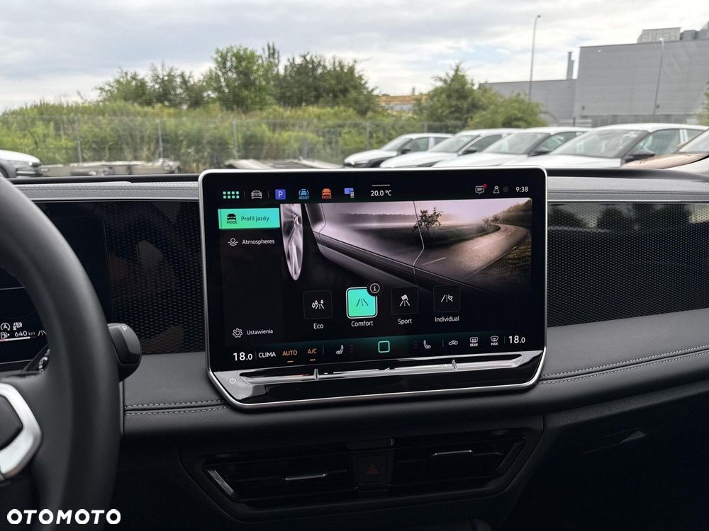 Volkswagen Tiguan - 21