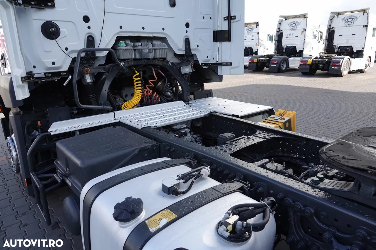Mercedes-Benz ACTROS 1840 / FULL ADR / CABINA MICĂ / GREUTATE: 6200 KG / KILOMETRAGE MICĂ / - 14