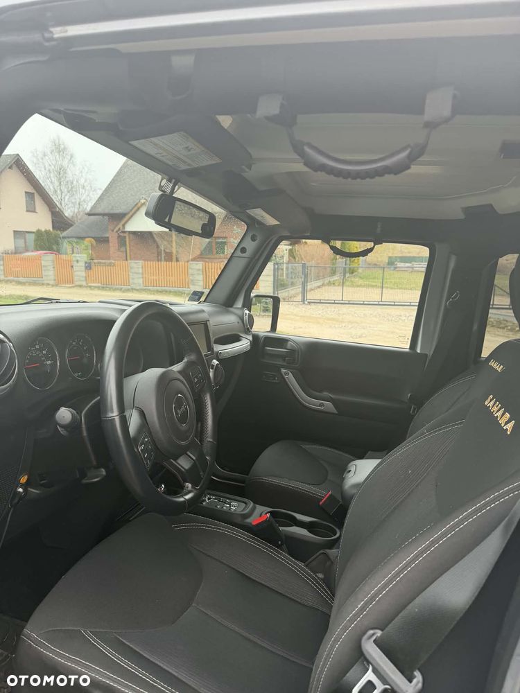 Jeep Wrangler 3.6 Unlim Sahara - 10
