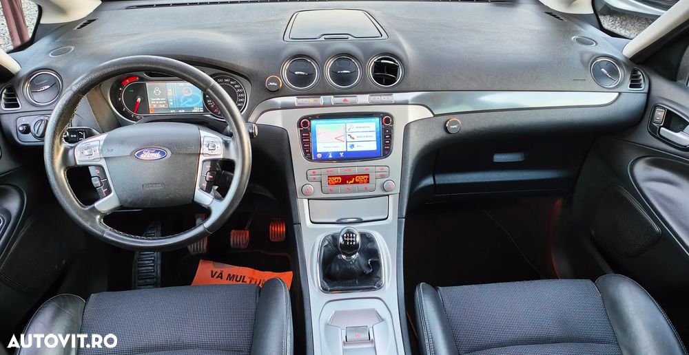 Ford S-Max 2.0 TDCi Titanium - 10