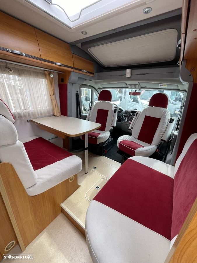 Autostar Auros 80 Distinction 2.3 MJ cama francesa - 5