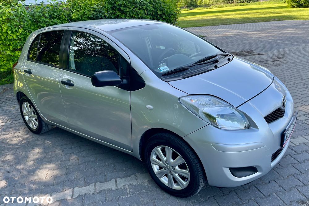 Toyota Yaris 1.0 Luna A/C - 15