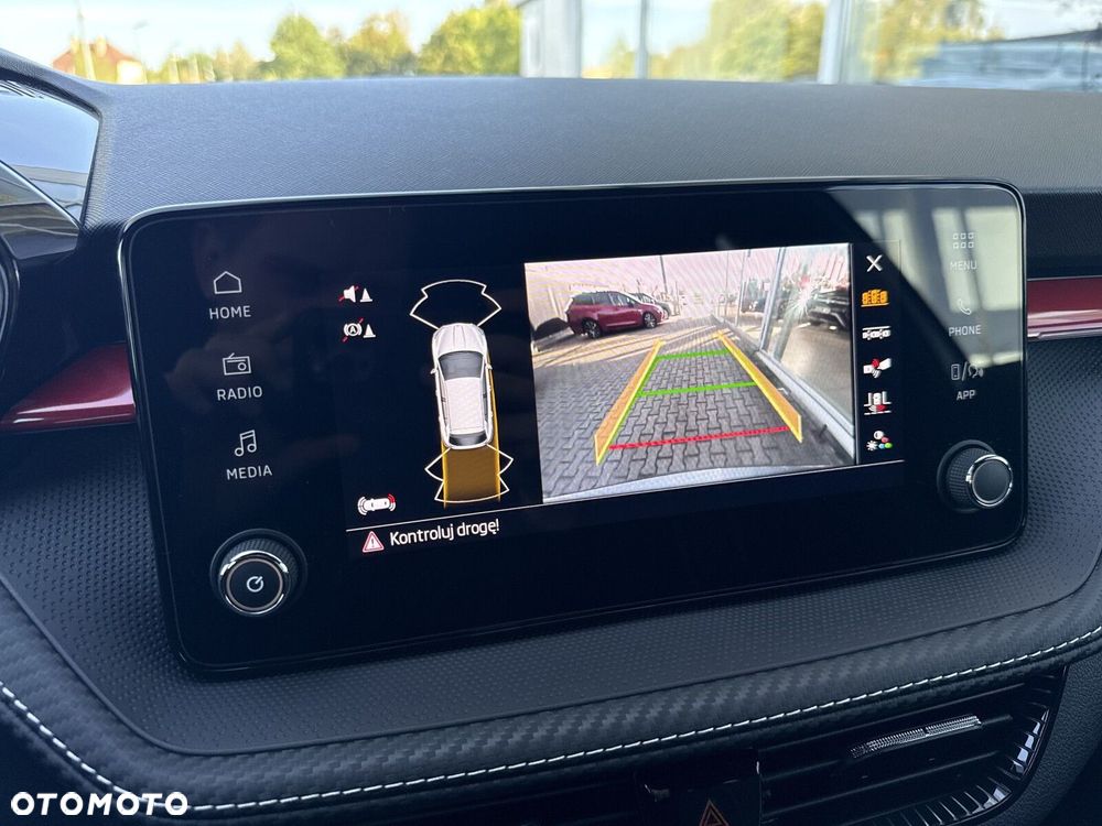 Skoda Fabia 1.0 TSI Monte Carlo DSG - 24