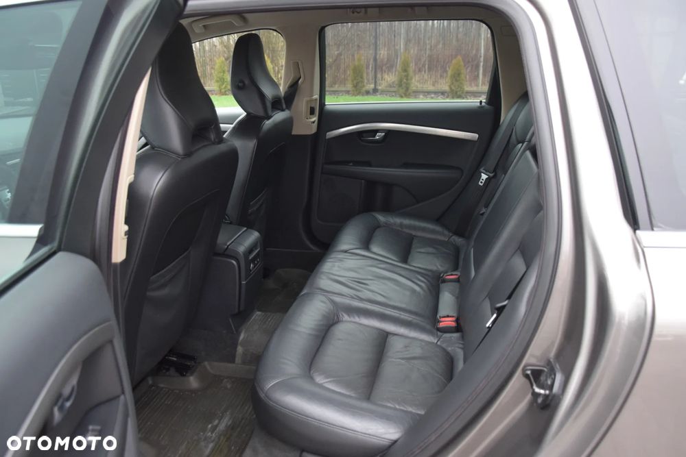 Volvo V70 2.5T Summum - 6