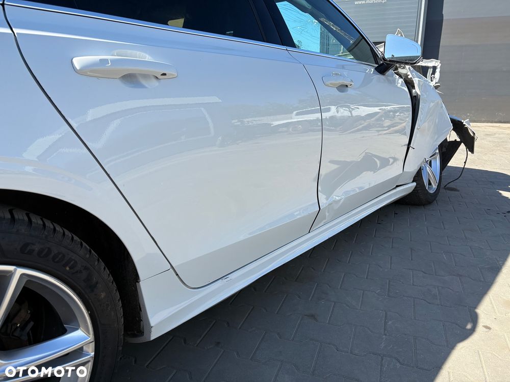 Volvo V90 D3 Momentum Pro - 10