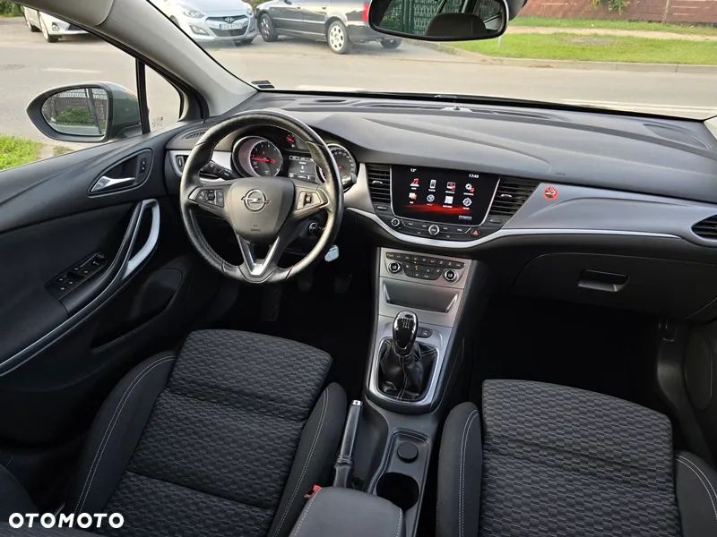 Opel Astra - 33
