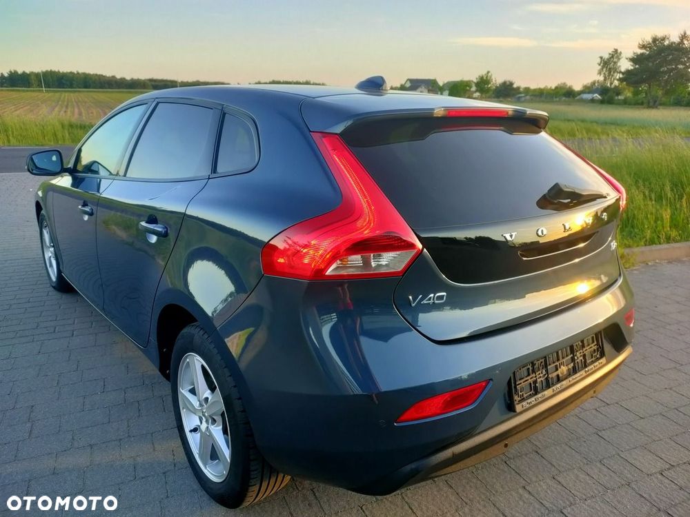 Volvo V40 D2 Drive-E SCR Momentum - 3