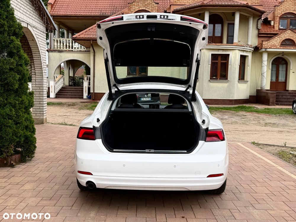 Audi A5 Sportback 2.0 TDI design - 16