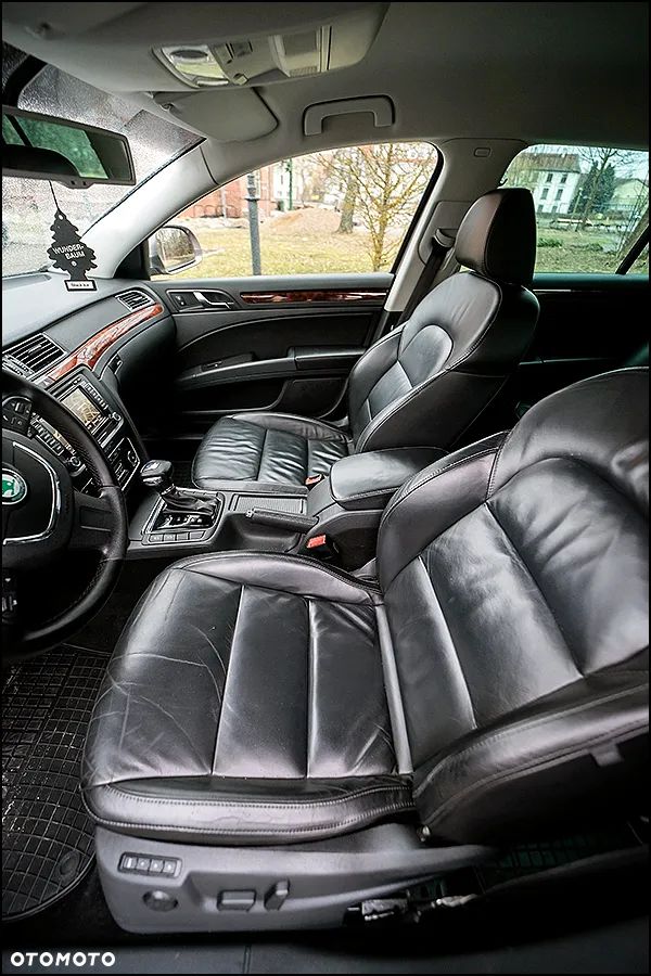 Skoda Superb - 32