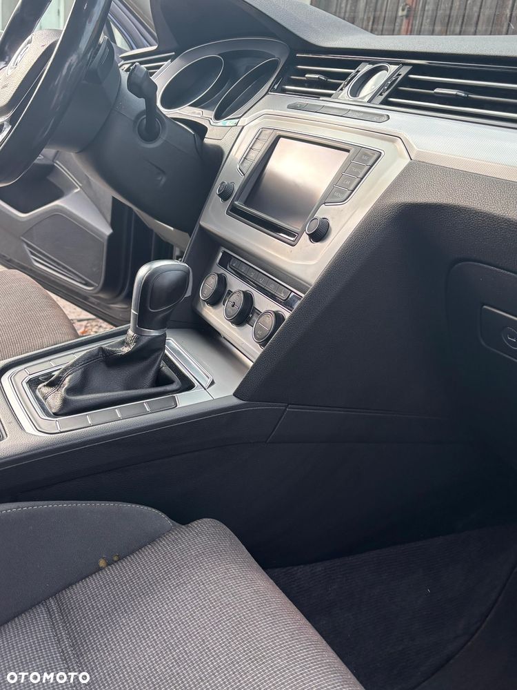 Volkswagen Passat 2.0 TDI BMT Comfortline DSG - 12