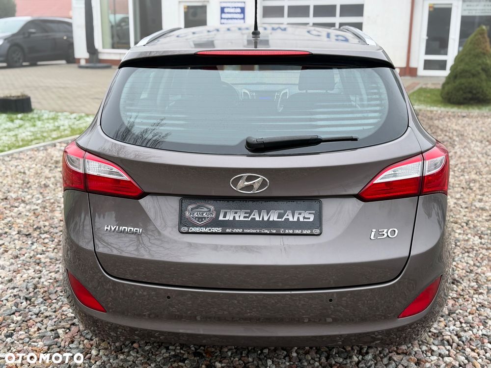 Hyundai i30 - 16