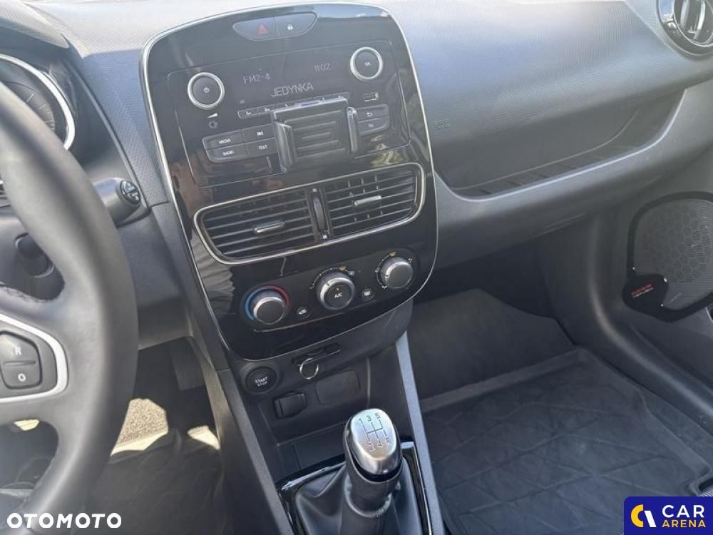 Renault Clio - 16