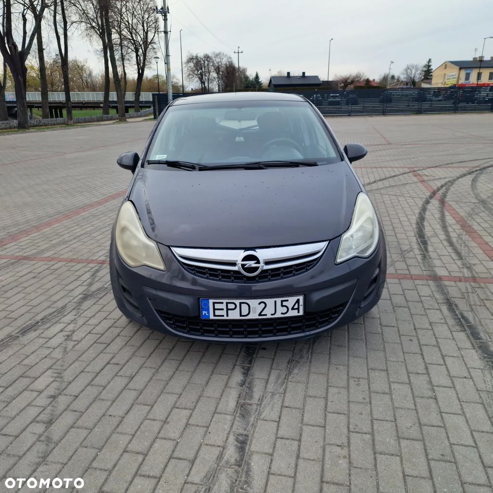 Opel Corsa - 1