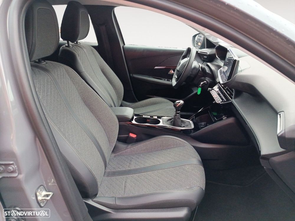 Peugeot 208 1.2 PureTech Allure - 15