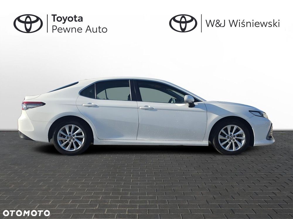 Toyota Camry 2.5 Hybrid Comfort CVT - 5