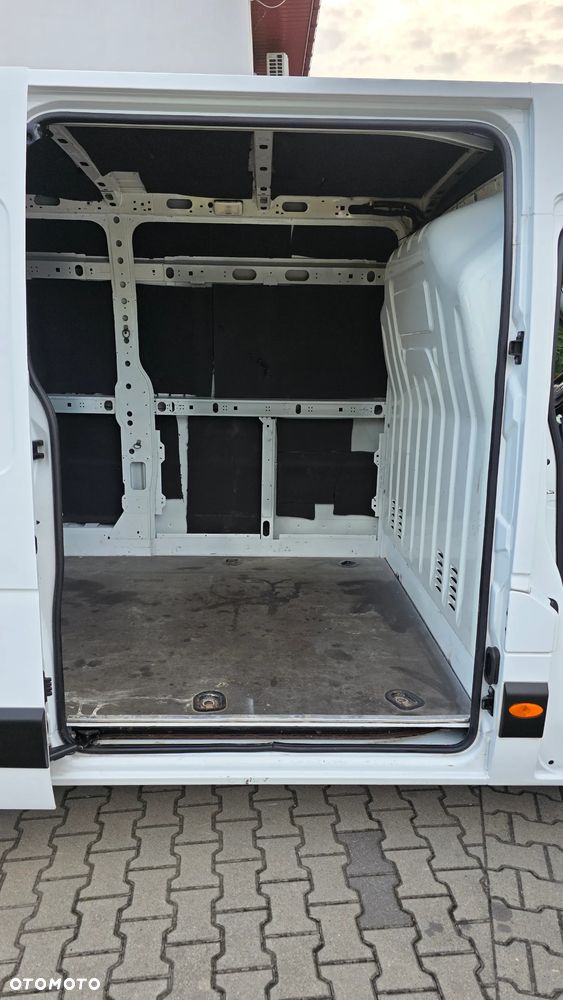 Renault Master - 29