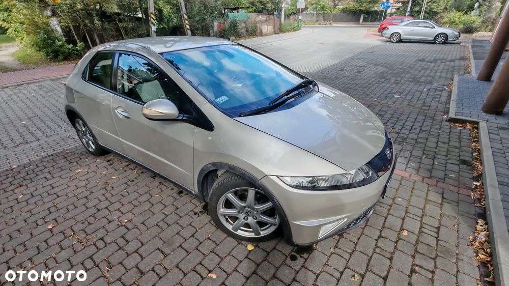 Honda Civic 1.8 Comfort - 10