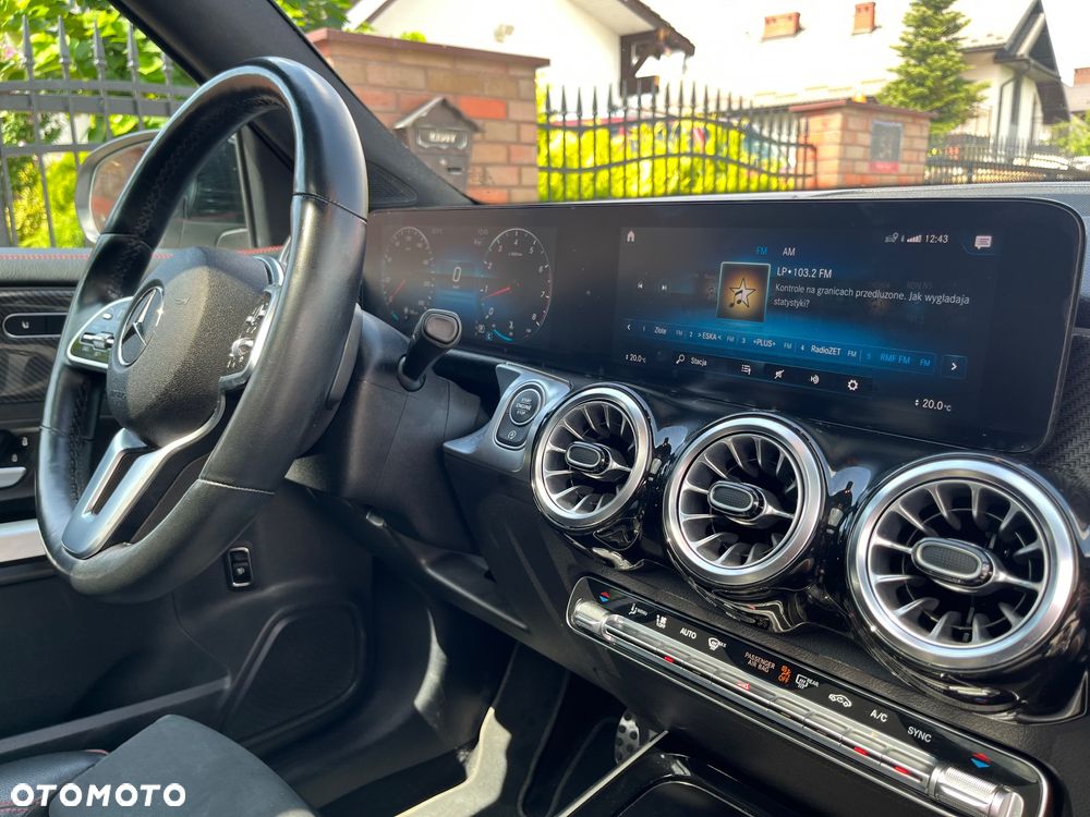Mercedes-Benz GLB - 5