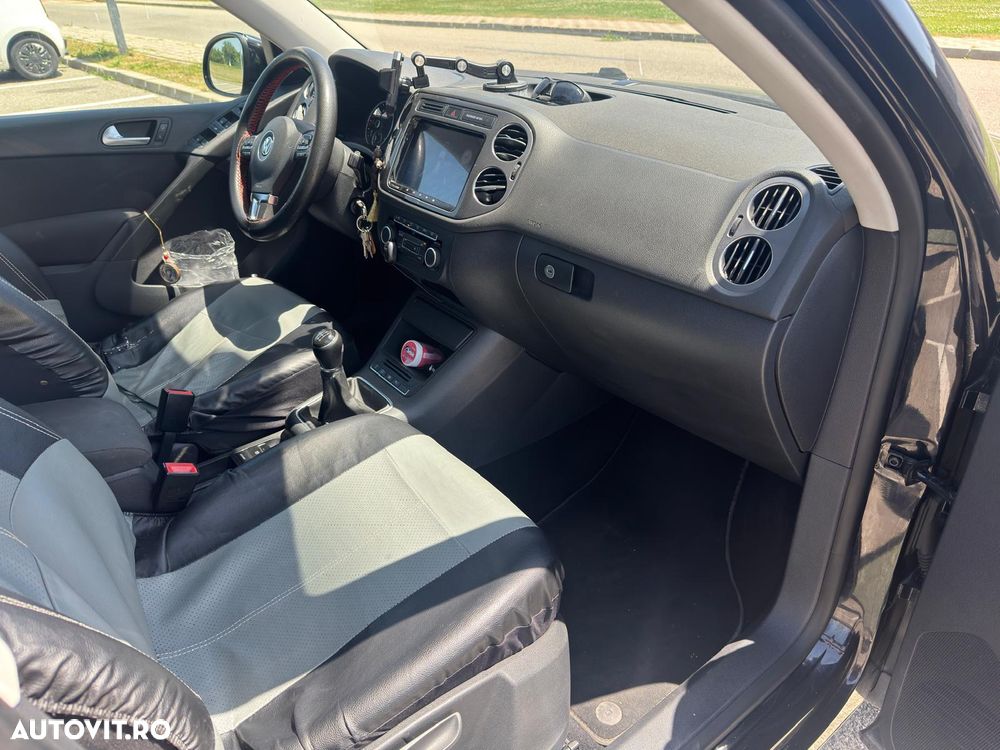 Volkswagen Tiguan - 4