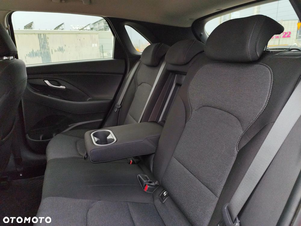 Hyundai i30 1.5 DPI Comfort - 16