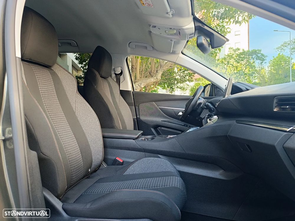 Peugeot 3008 PureTech 130 Stop & Start GPF EAT8 Active Business-Pack - 23