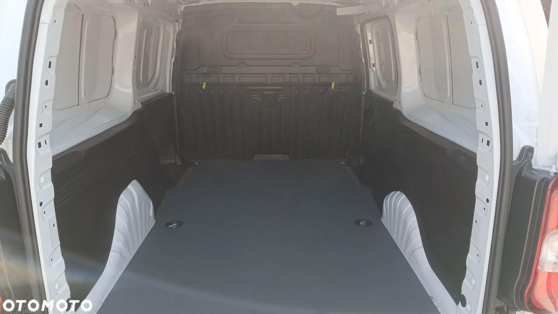 Toyota PROACE CITY - 12